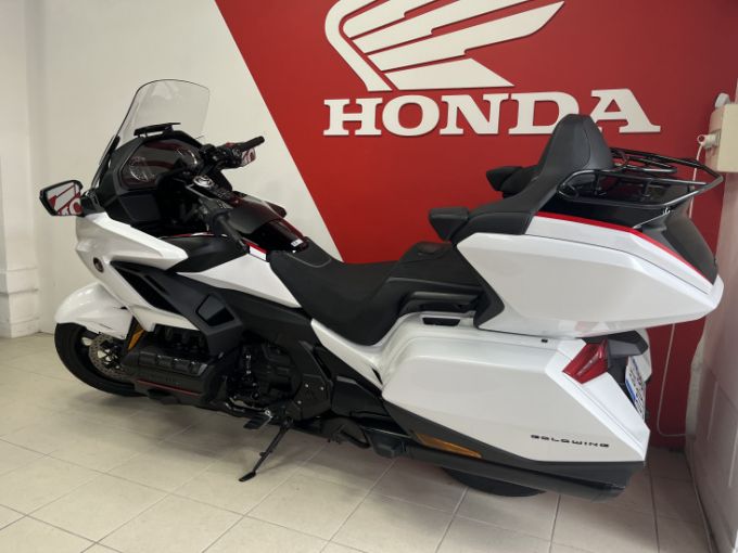 HONDA GoldWing Touring DCT Airbag 4