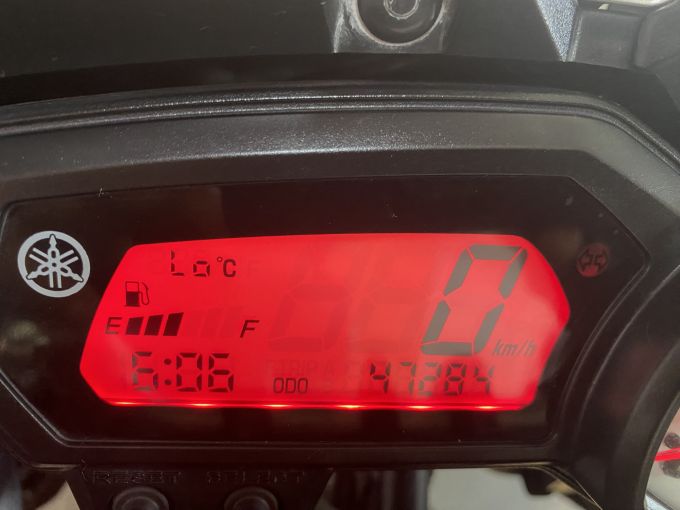 YAMAHA FAZER8 4