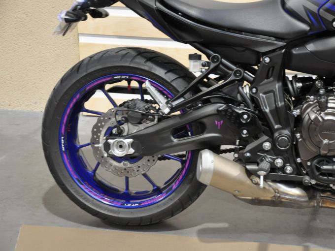 YAMAHA MT-07 (47.5CV) 4