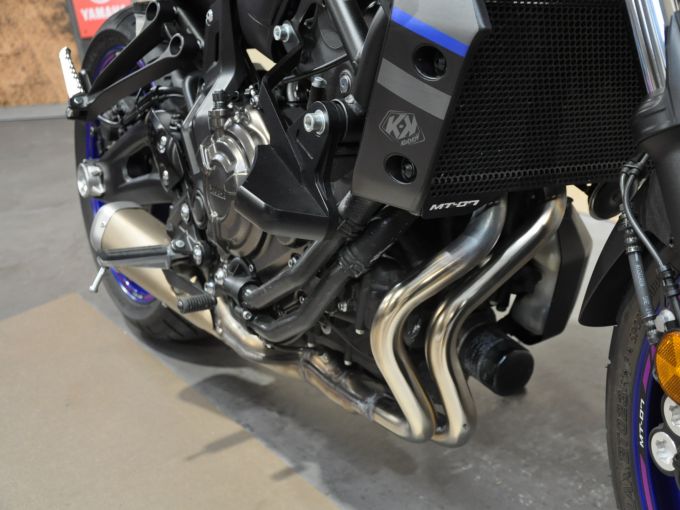 YAMAHA MT-07 (47.5CV) 4