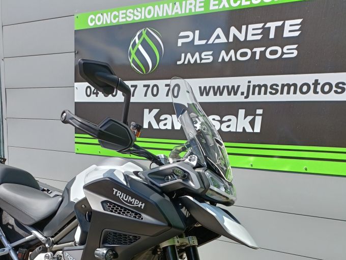 TRIUMPH TIGER 1200 GT EXPLORER 1ER MAIN POT AKRAPOVIC 4