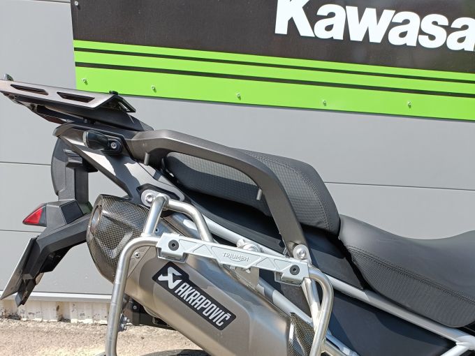TRIUMPH TIGER 1200 GT EXPLORER 1ER MAIN POT AKRAPOVIC 4