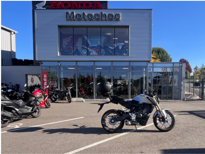 HONDA CB125R 4