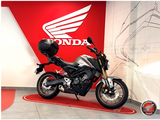 HONDA CB125R 4