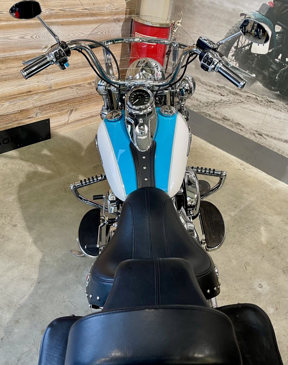 HARLEY-DAVIDSON SOFTAIL HERITAGE 1690 CLASSIC 4