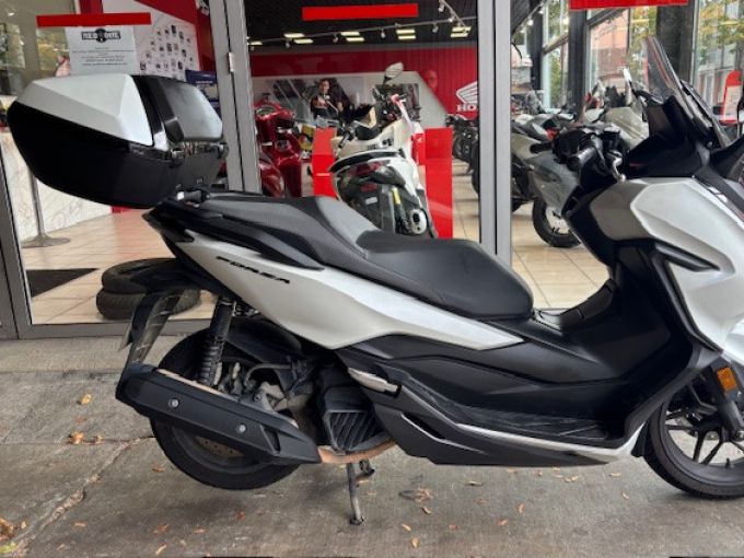 HONDA FORZA 125 ABS 4