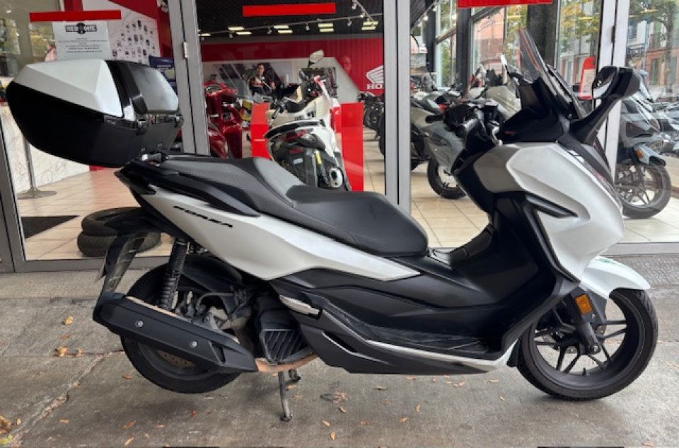 HONDA FORZA 125 ABS 4