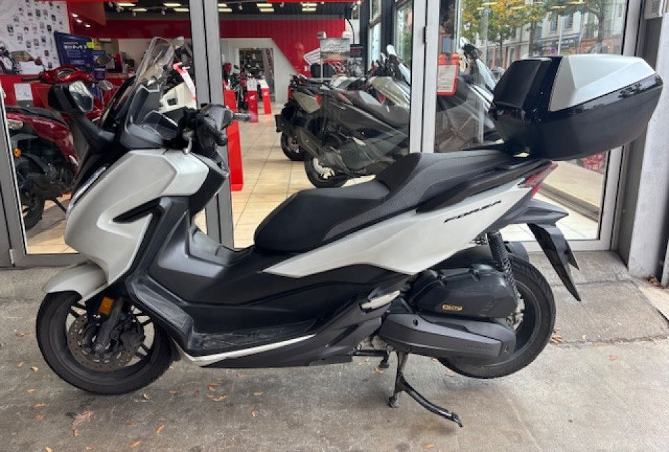 HONDA FORZA 125 ABS 4
