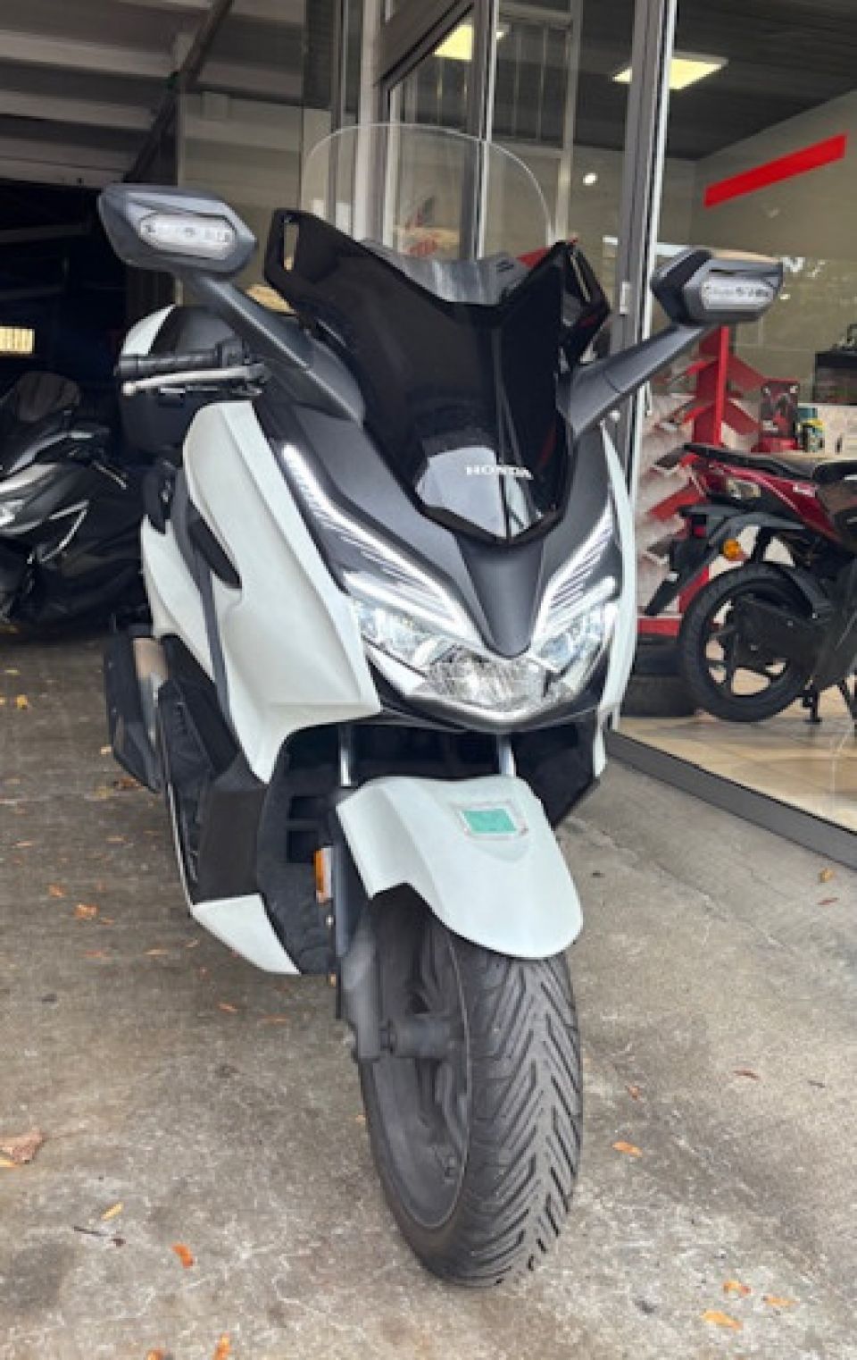 HONDA FORZA 125 ABS 4
