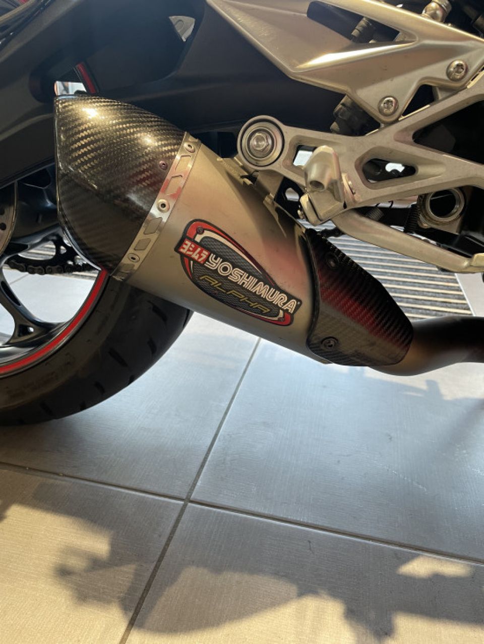 TRIUMPH STREET TRIPLE 765 S  4