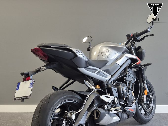 TRIUMPH STREET TRIPLE 765 RS 4