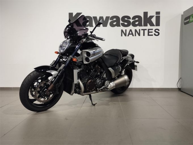 YAMAHA V MAX 4