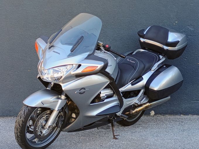 HONDA PAN-EUROPEAN 4