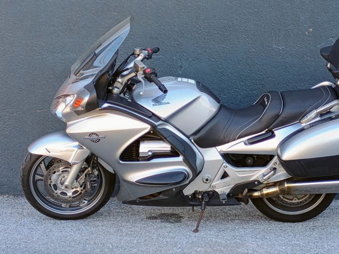 HONDA PAN-EUROPEAN 4
