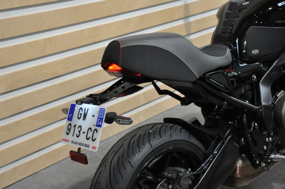 YAMAHA XSR 900 4