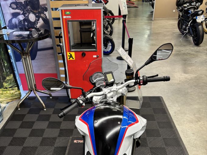 BMW F 800 R 4