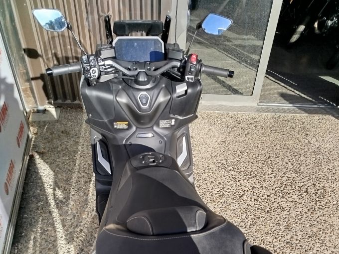 YAMAHA XP T-MAX 560 TECH MAX 4