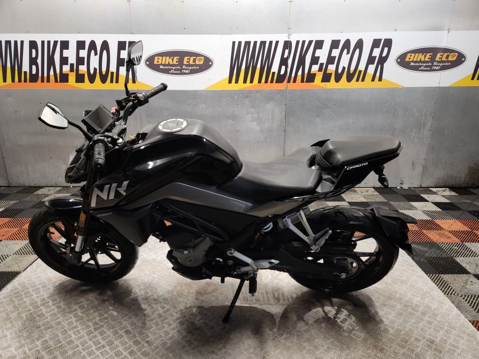 CF MOTO 300 NK 4