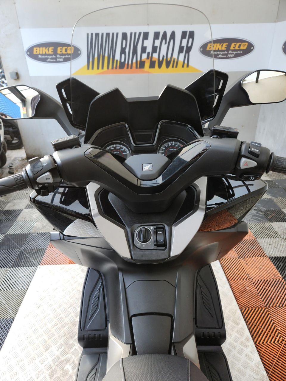 HONDA NSS FORZA 125 4