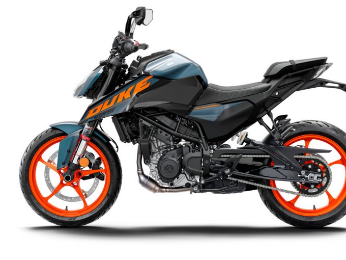 KTM 125 DUKE ABS 4