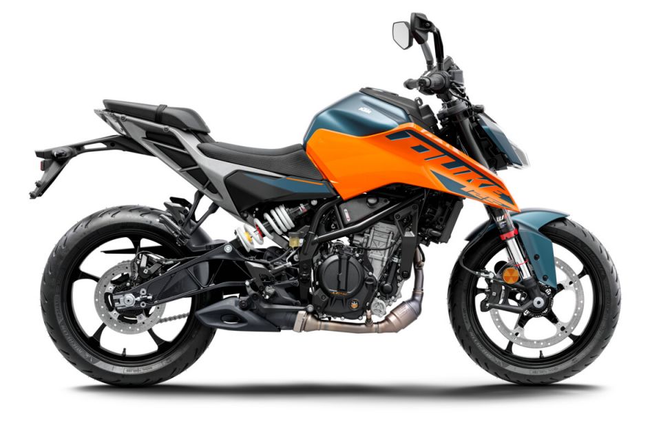KTM 125 DUKE ABS 4
