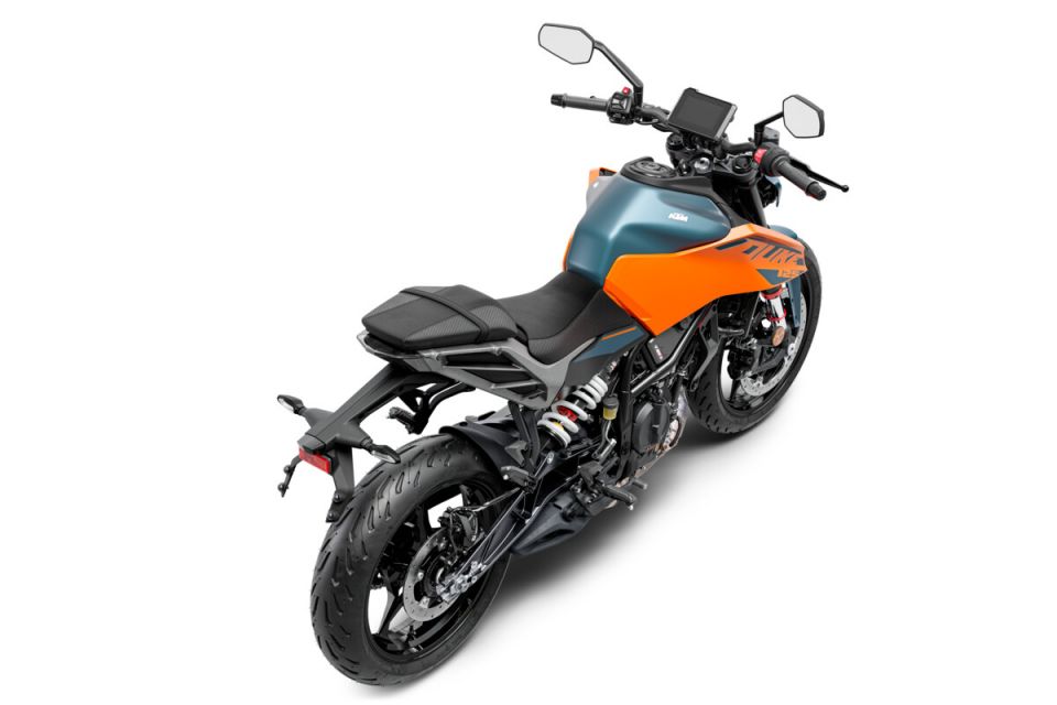 KTM 125 DUKE ABS 4