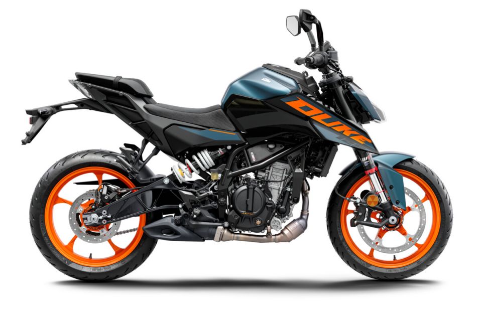KTM 125 DUKE ABS 4