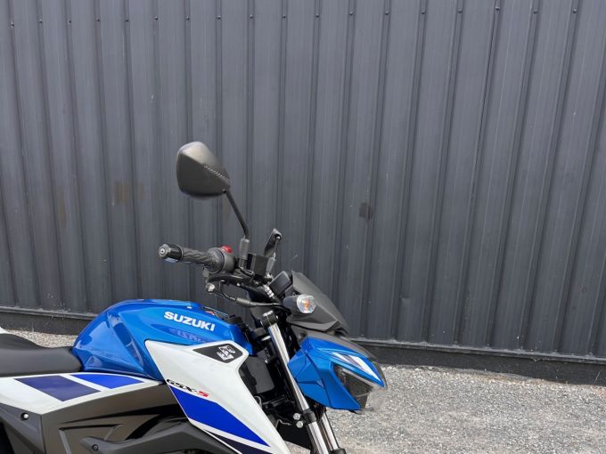 SUZUKI GSX-S 125 ABS 4