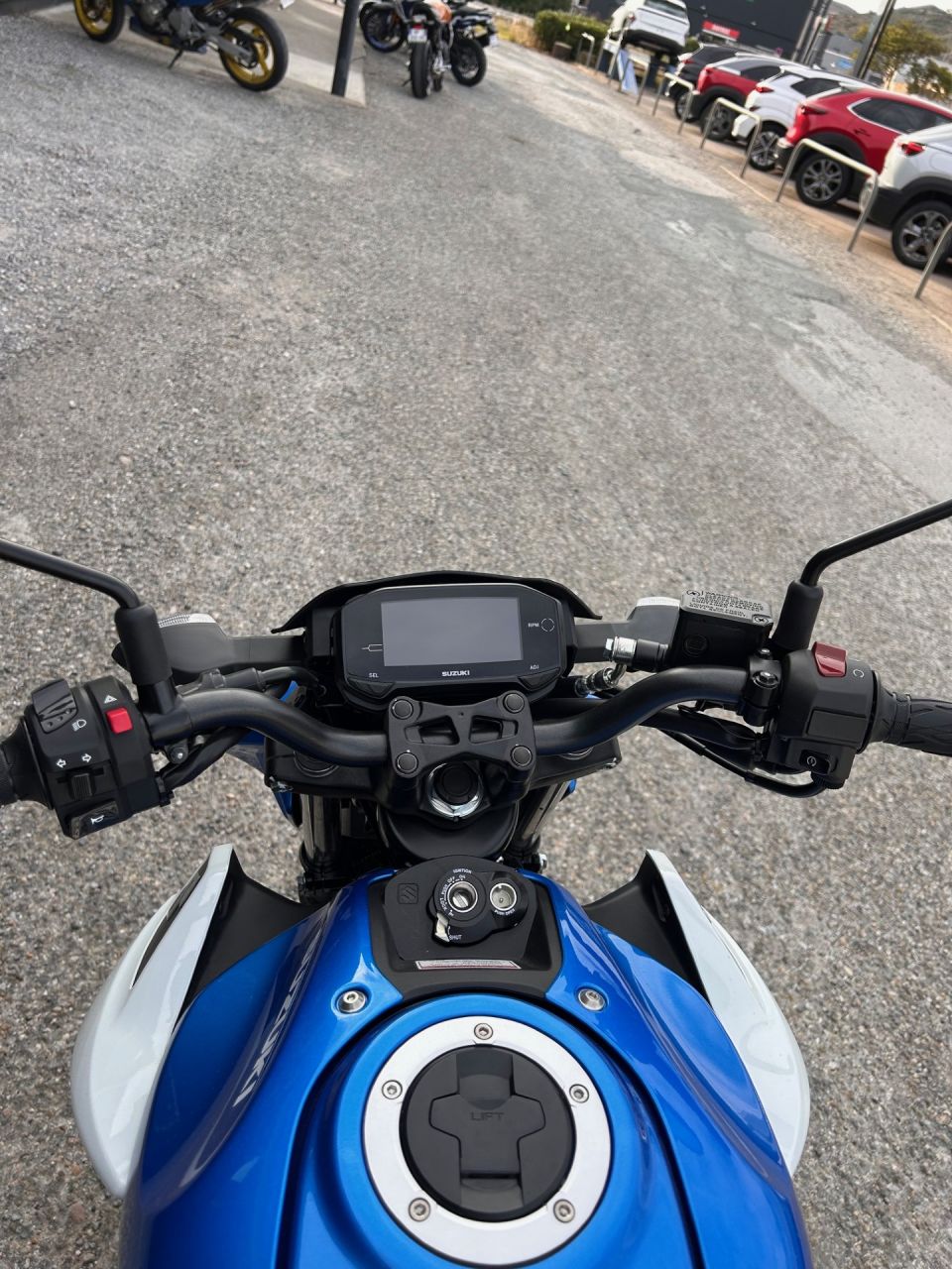 SUZUKI GSX-S 125 ABS 4