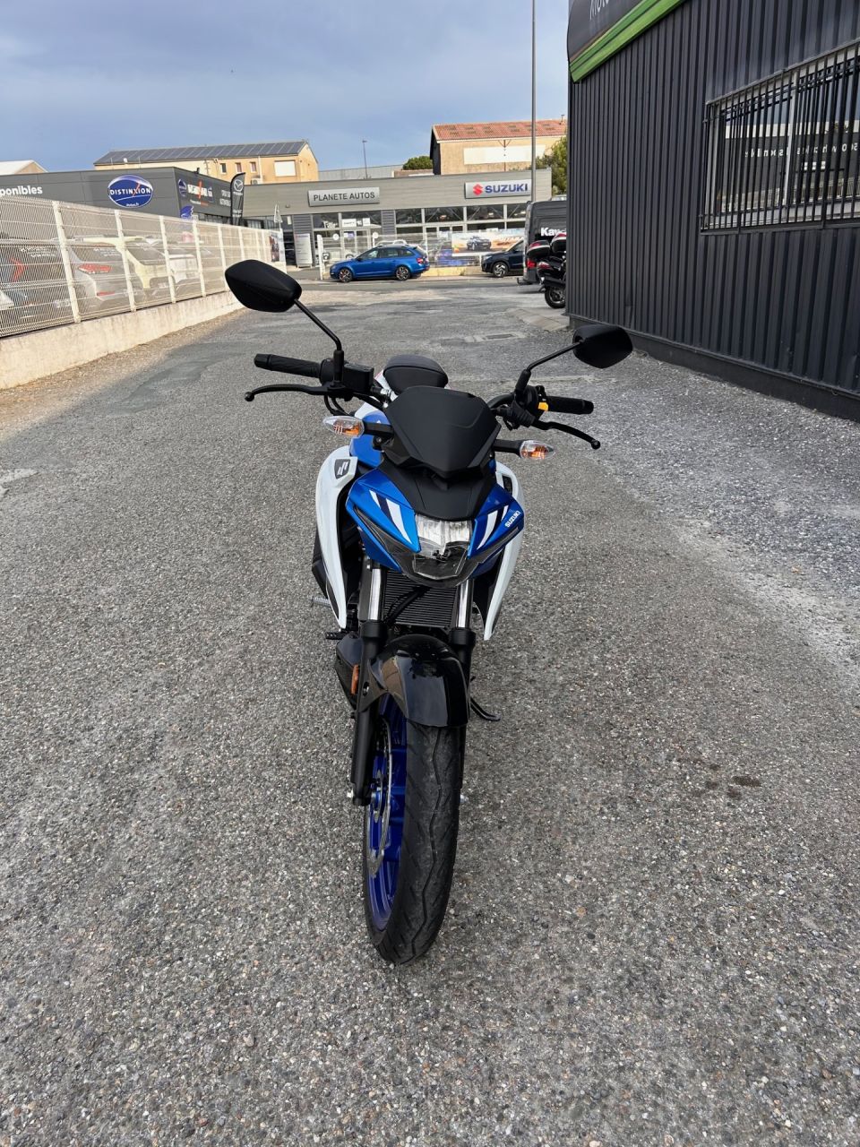 SUZUKI GSX-S 125 ABS 4