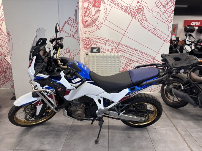 HONDA AFRICA TWIN CRF1000D DCT 4