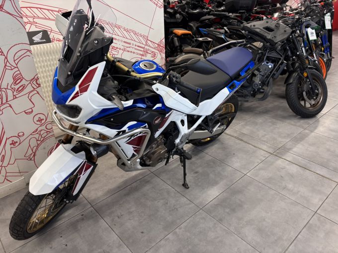 HONDA AFRICA TWIN CRF1000D DCT 4