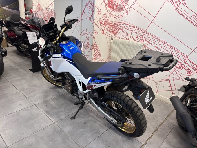 HONDA AFRICA TWIN CRF1000D DCT 4
