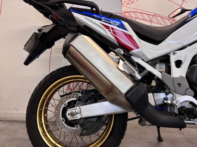 HONDA AFRICA TWIN CRF1000D DCT 4