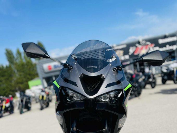 KAWASAKI ZX-6RR 4