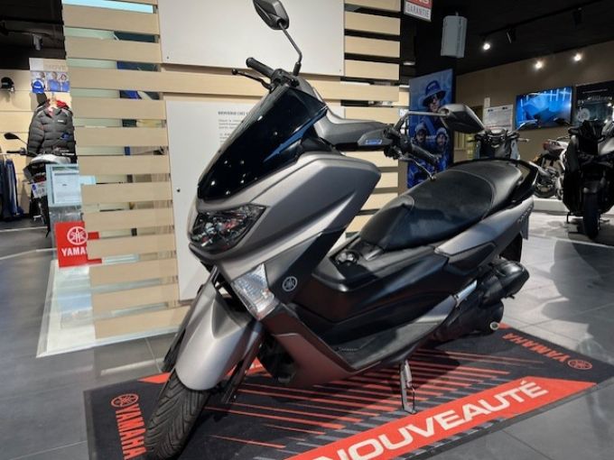 YAMAHA NMAX 125 4