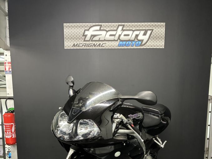 TRIUMPH DAYTONA 955 4