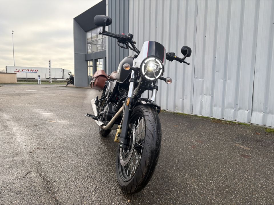 UMC SCRAMBLER X CAFE 125 4