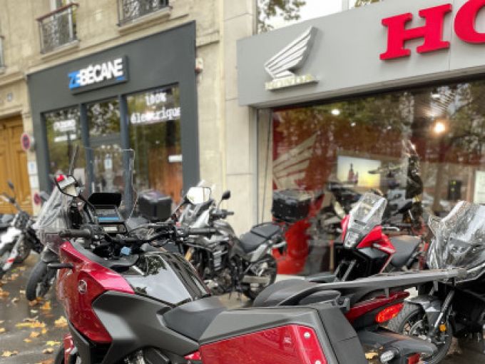 HONDA NT1100 DCT 4