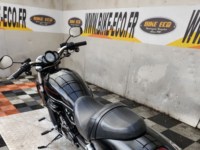 HARLEY-DAVIDSON V-ROD 1250 4
