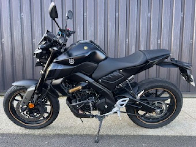 YAMAHA MT-125 ABS 4