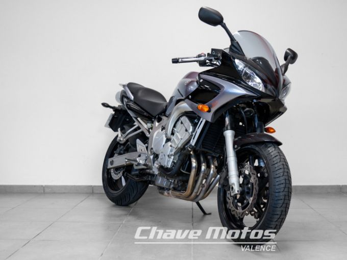 YAMAHA FZ6 FAZER 600 4