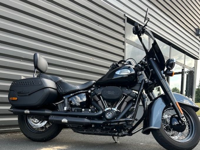 HARLEY-DAVIDSON SOFTAIL HERITAGE 1868 4