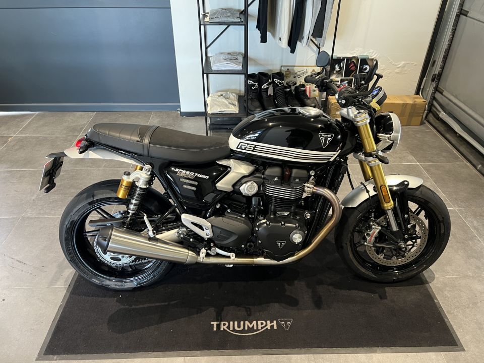 TRIUMPH SPEED TWIN 1200 4