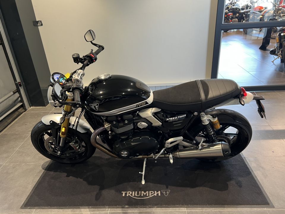 TRIUMPH SPEED TWIN 1200 4