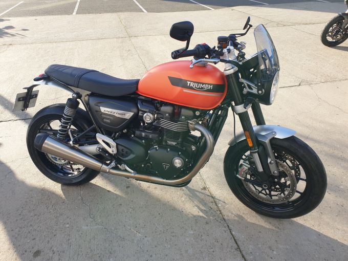 TRIUMPH SPEED TWIN 1200 4