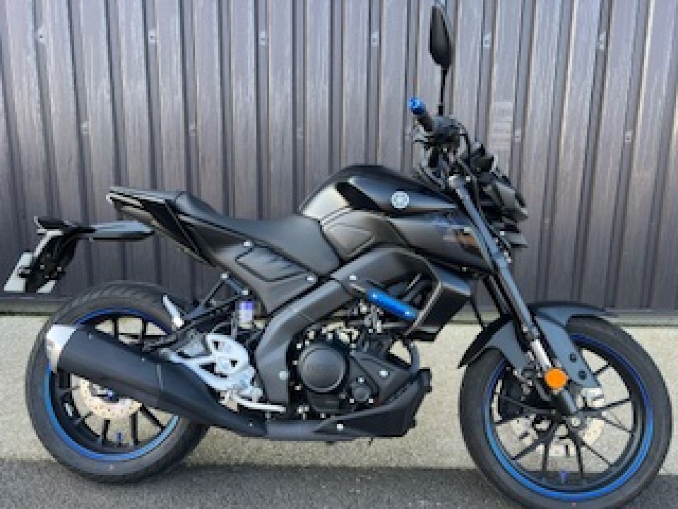 YAMAHA MT-125 ABS 4