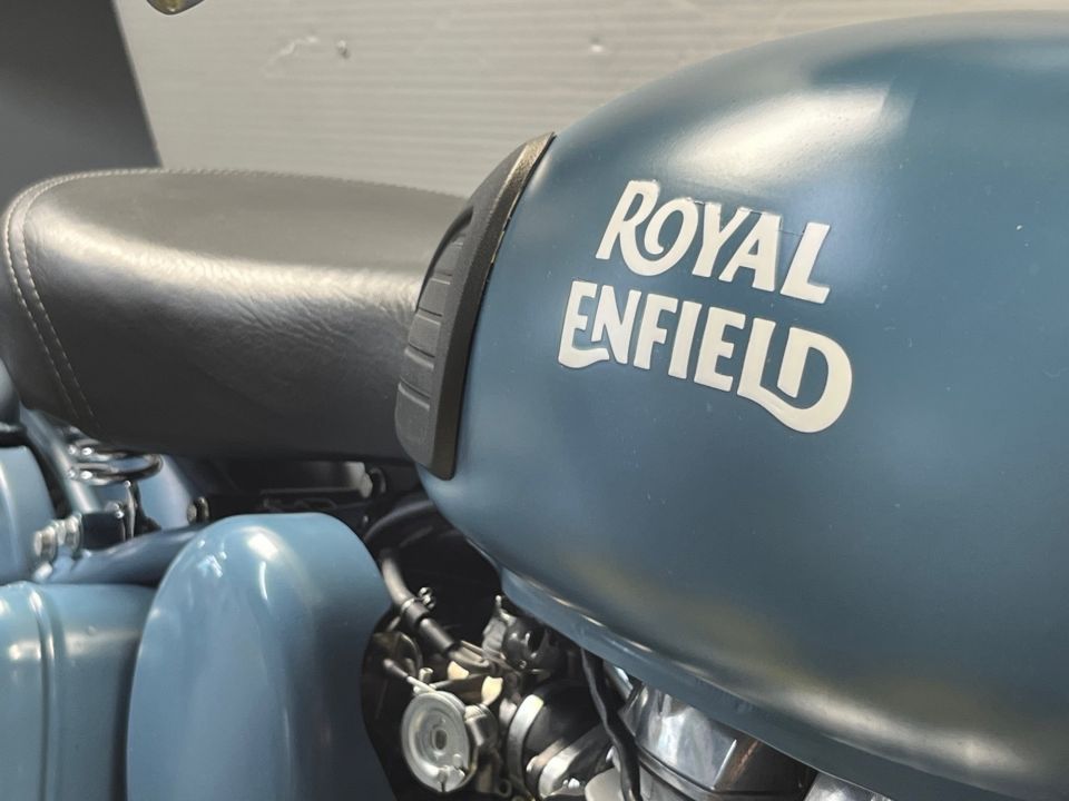 ROYAL ENFIELD CLASSIC MILITAR 4