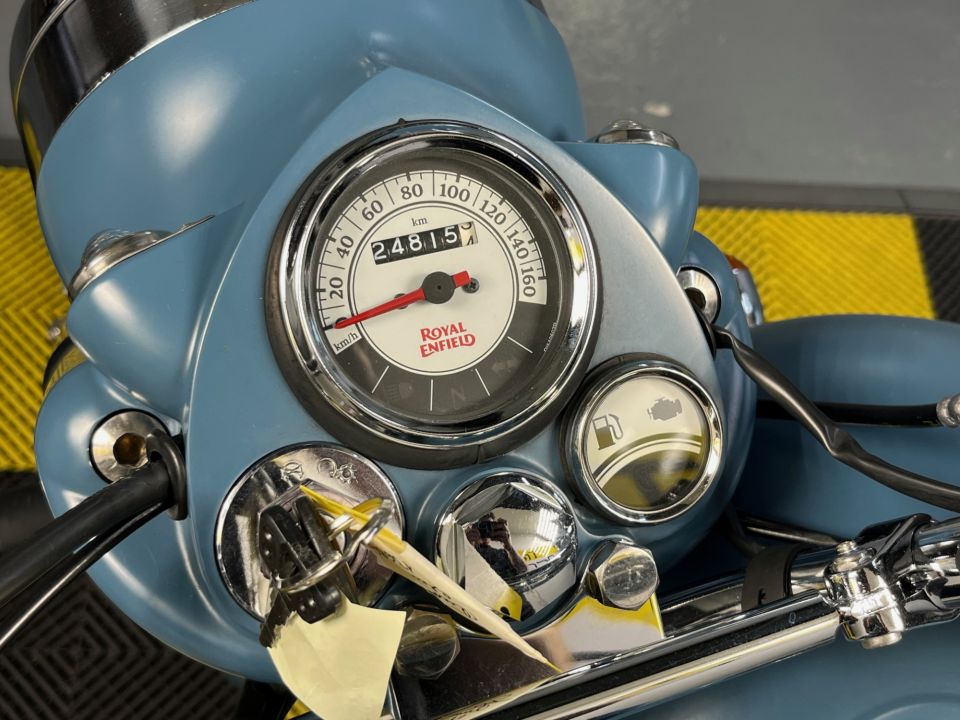 ROYAL ENFIELD CLASSIC MILITAR 4