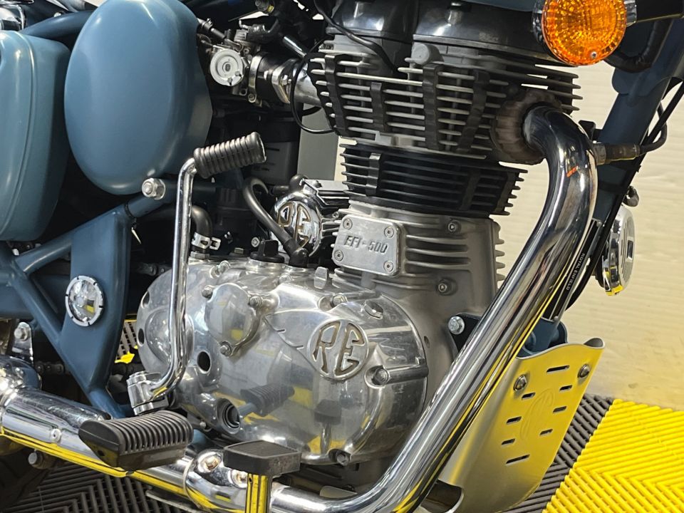 ROYAL ENFIELD CLASSIC MILITAR 4